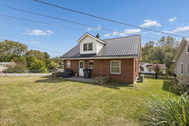 279 Chapel Street, Weber City, VA 24290