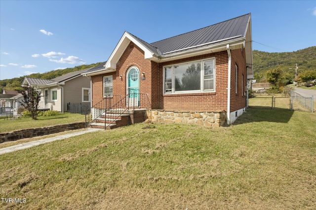 279 Chapel Street, Weber City, VA 24290