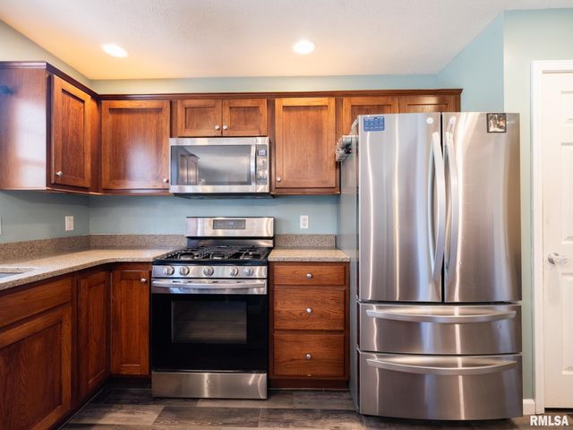 1909 COBBLESTONE Street, Washington, IL 61571