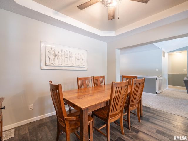 1909 COBBLESTONE Street, Washington, IL 61571
