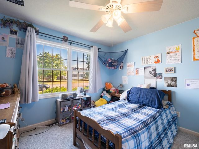 1909 COBBLESTONE Street, Washington, IL 61571