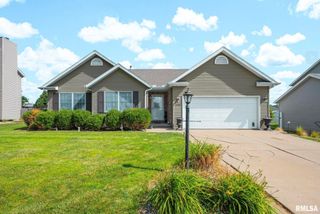 1909 COBBLESTONE Street, Washington, IL 61571