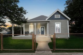 930 Hays, San Antonio, TX 78202