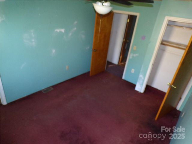 75 Bradley Turn, Mill Spring, NC 28756