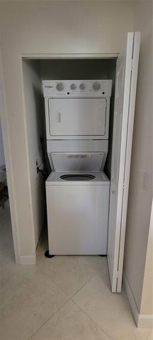 1211 CAPRI ISLES BOULEVARD 144, Venice, FL 34292