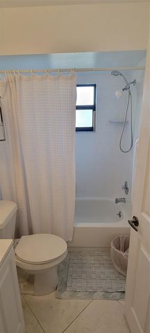 1211 CAPRI ISLES BOULEVARD 144, Venice, FL 34292