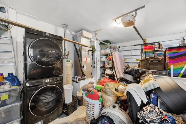 11301 NW 32nd Pl, Sunrise, FL 33323