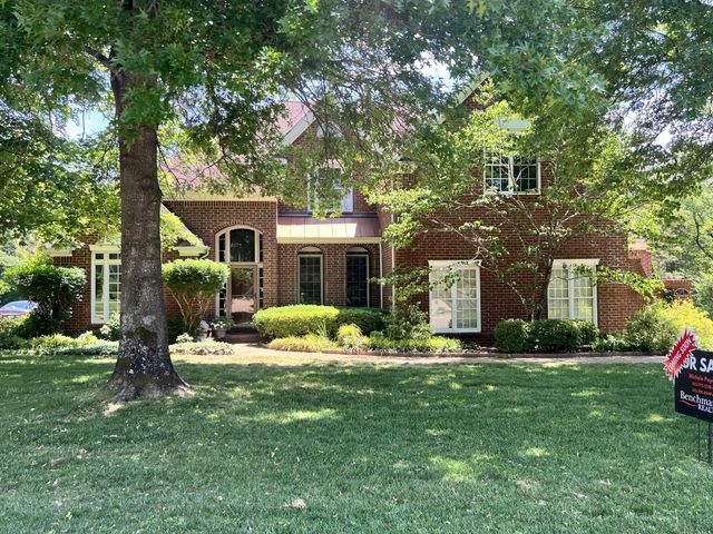 1238 Twelve Stones Xing, Goodlettsville, TN 37072