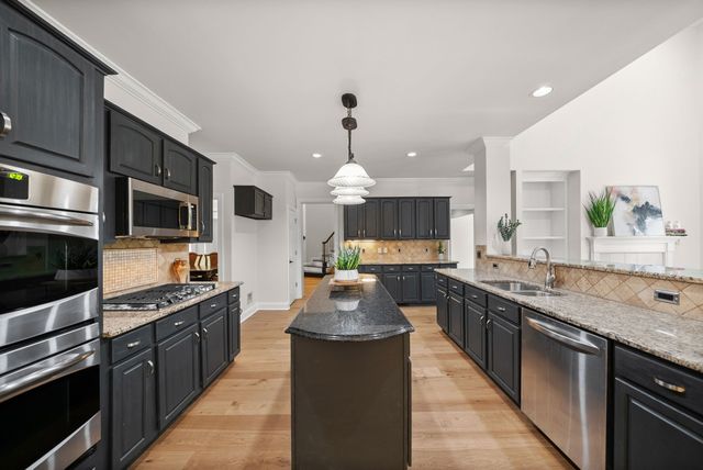 1238 Twelve Stones Xing, Goodlettsville, TN 37072