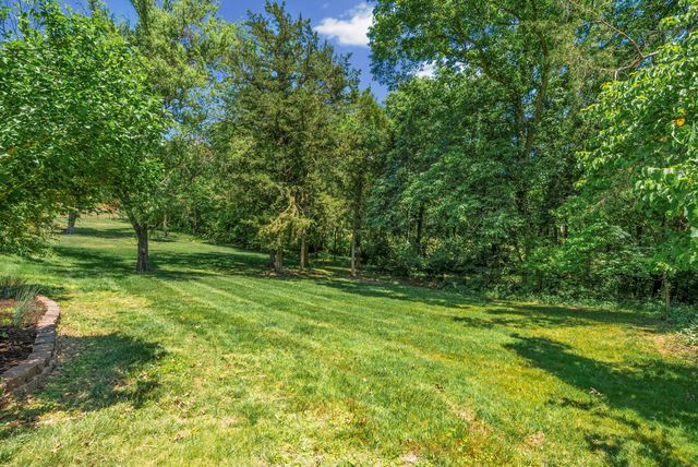 1238 Twelve Stones Xing, Goodlettsville, TN 37072