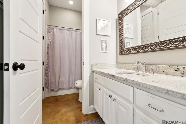 11081 Toria Ln, St Amant, LA 70774