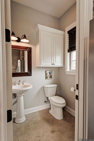 11081 Toria Ln, St Amant, LA 70774