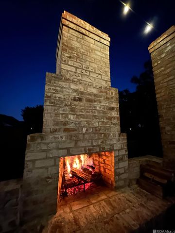 11081 Toria Ln, St Amant, LA 70774