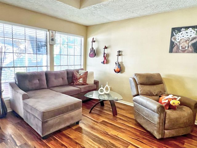 12510 Millvan Drive, Houston, TX 77070