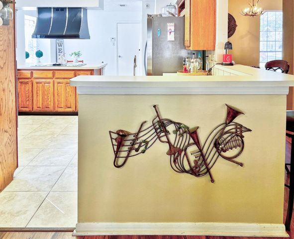 12510 Millvan Drive, Houston, TX 77070