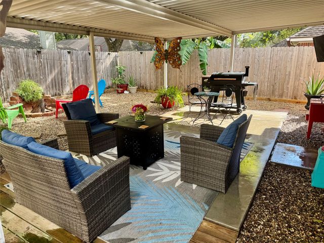 12510 Millvan Drive, Houston, TX 77070