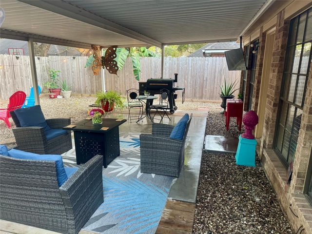 12510 Millvan Drive, Houston, TX 77070