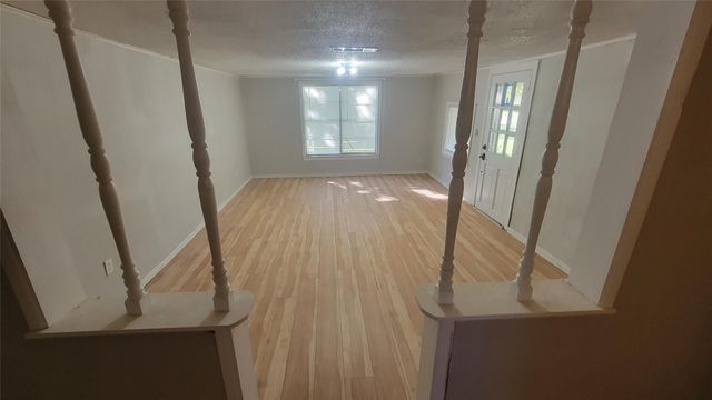 2960 Call Street, Vidor, TX 77662