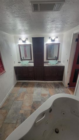 2960 Call Street, Vidor, TX 77662