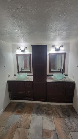 2960 Call Street, Vidor, TX 77662