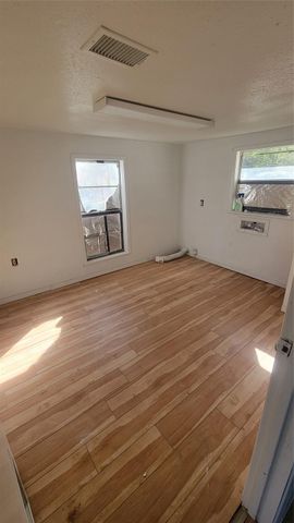 2960 Call Street, Vidor, TX 77662