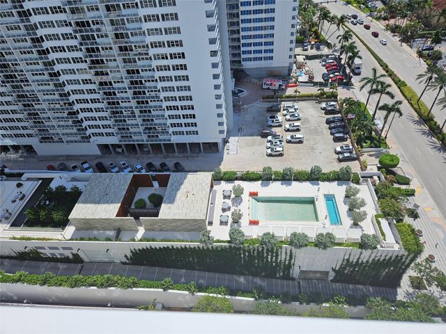 1980 S Ocean Drive 21l, Hallandale Beach, FL 33009