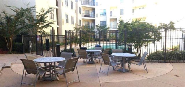 870 Mayson Turner Road, Atlanta, GA 30314