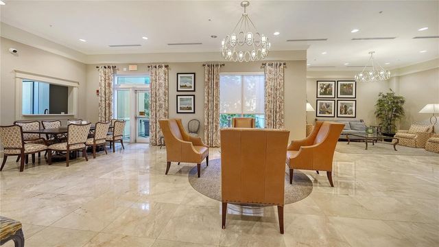 800 N TAMIAMI TRAIL 211, Sarasota, FL 34236