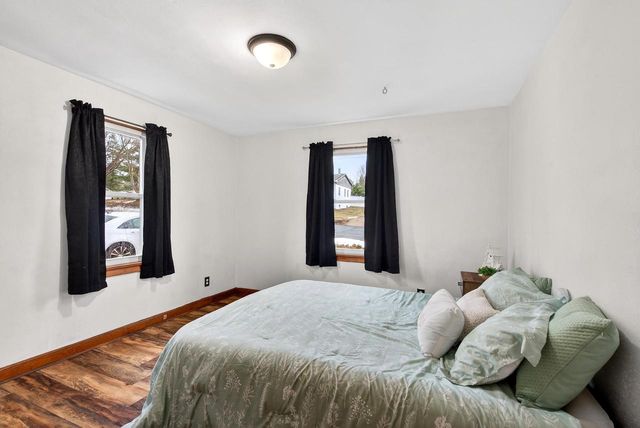 117 N CHERRY STREET, Hortonville, WI 54944