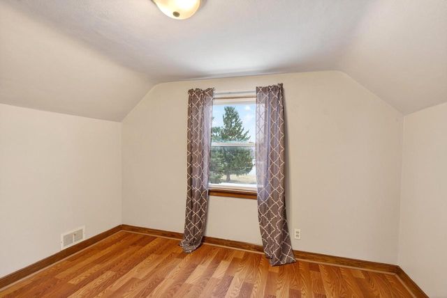 117 N CHERRY STREET, Hortonville, WI 54944