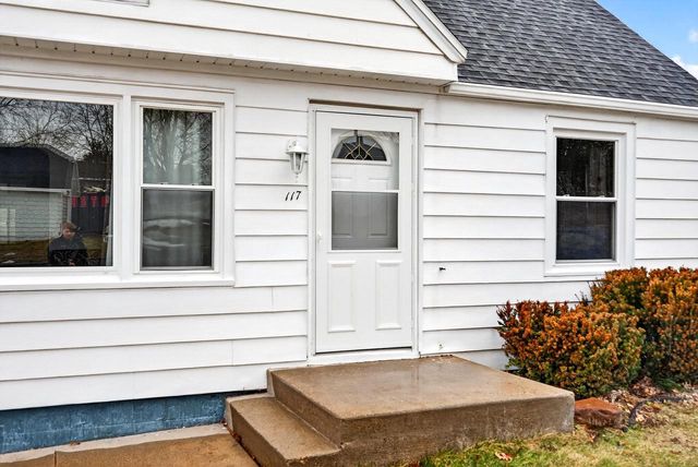 117 N CHERRY STREET, Hortonville, WI 54944