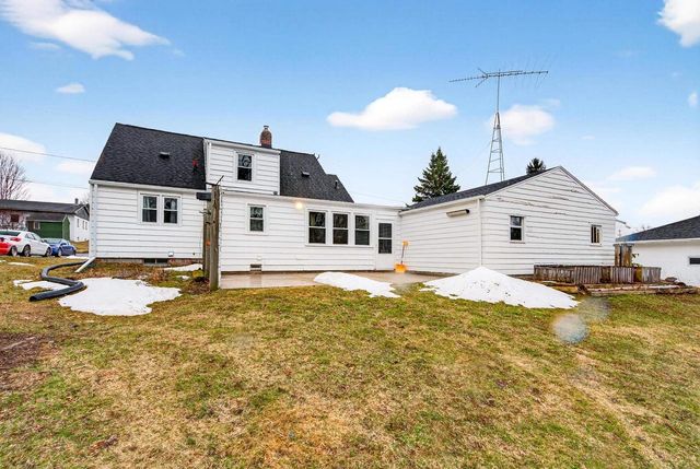 117 N CHERRY STREET, Hortonville, WI 54944