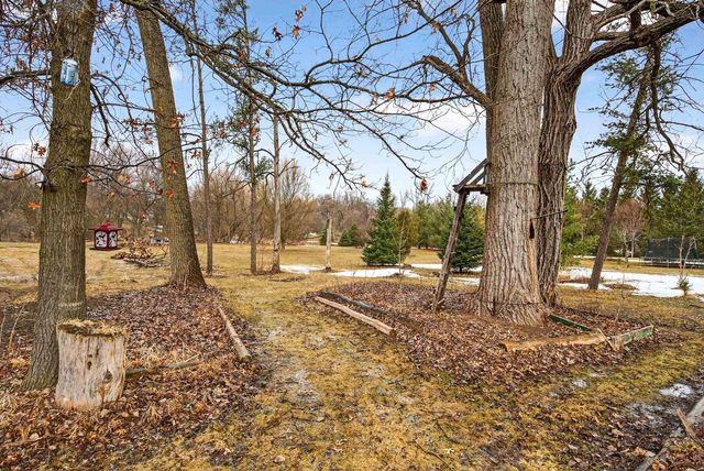 117 N CHERRY STREET, Hortonville, WI 54944