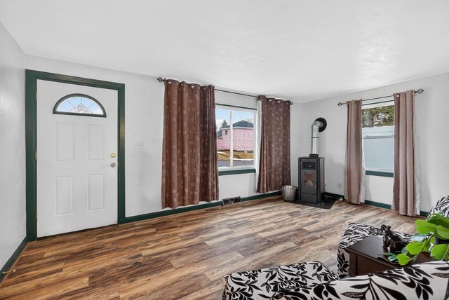 117 N CHERRY STREET, Hortonville, WI 54944