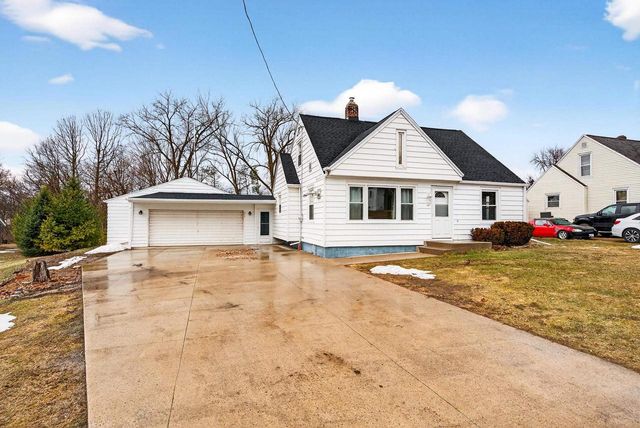 117 N CHERRY STREET, Hortonville, WI 54944