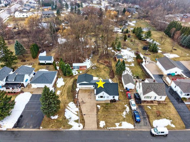 117 N CHERRY STREET, Hortonville, WI 54944