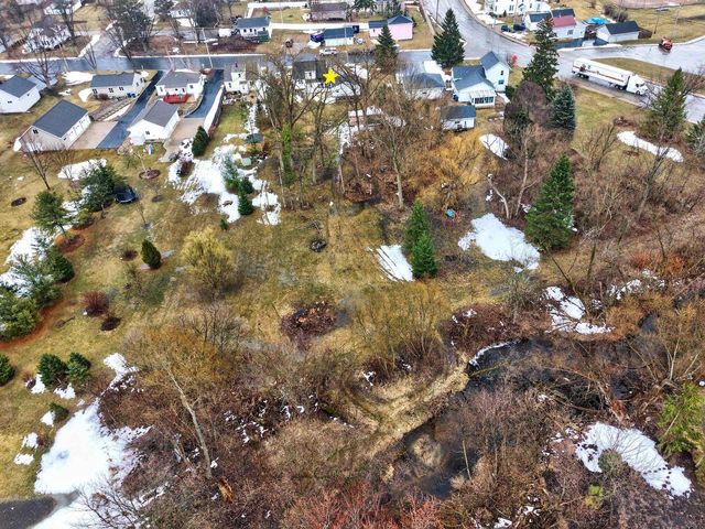 117 N CHERRY STREET, Hortonville, WI 54944