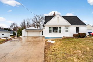 117 N CHERRY STREET, Hortonville, WI 54944