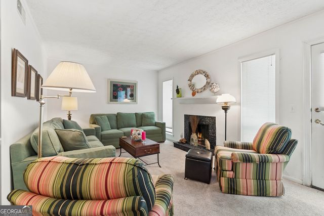 809 Mallery Street D, St. Simons, GA 31522