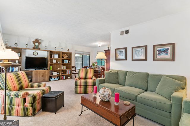 809 Mallery Street D, St. Simons, GA 31522