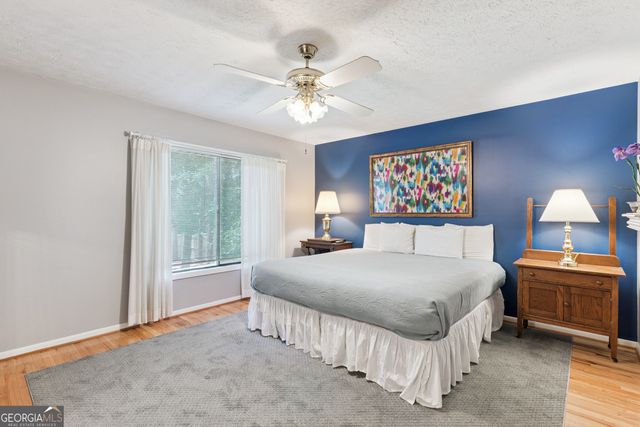 809 Mallery Street D, St. Simons, GA 31522