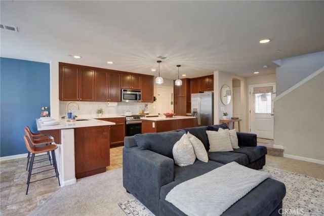 570 River Oaks Drive, Paso Robles, CA 93446