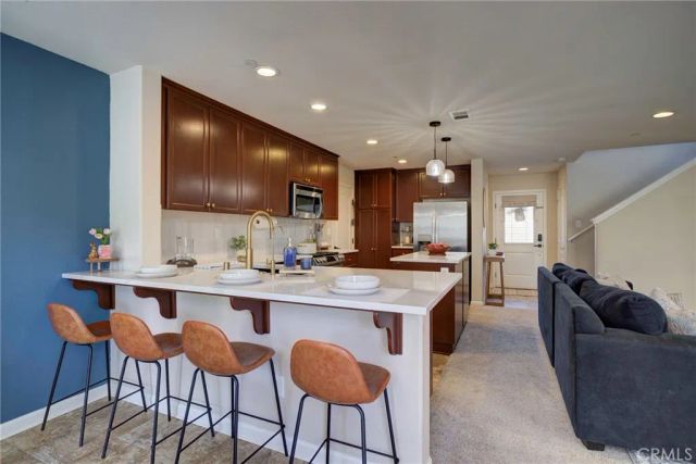 570 River Oaks Drive, Paso Robles, CA 93446