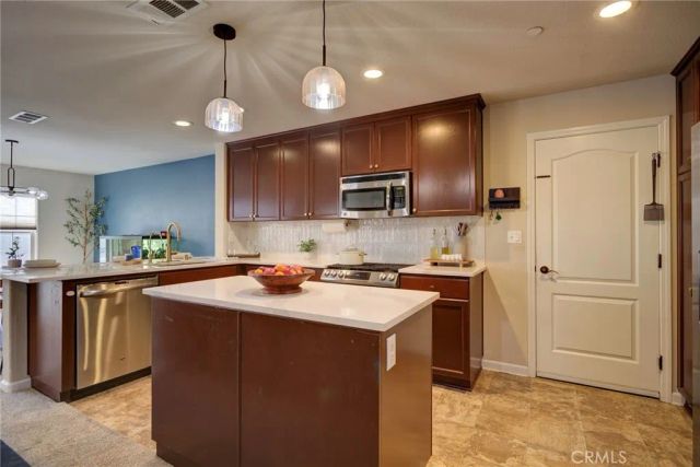 570 River Oaks Drive, Paso Robles, CA 93446