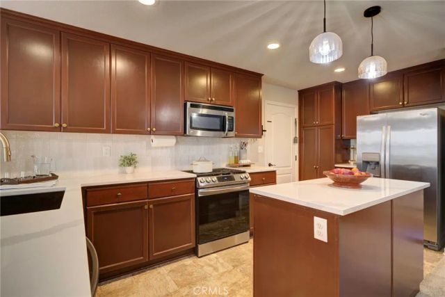 570 River Oaks Drive, Paso Robles, CA 93446