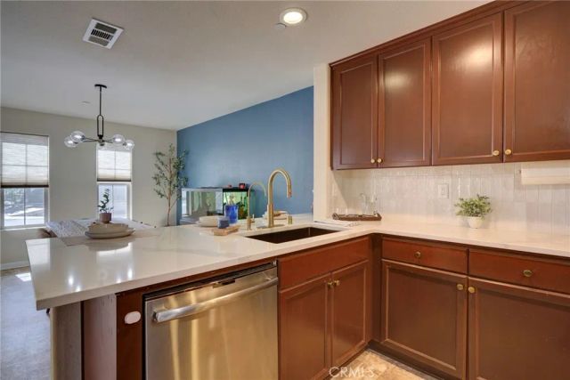 570 River Oaks Drive, Paso Robles, CA 93446