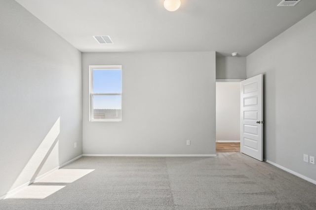 135 Summer DR, Elgin, TX 78621