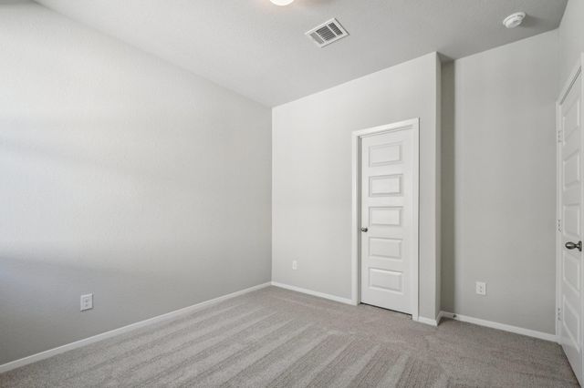 135 Summer DR, Elgin, TX 78621