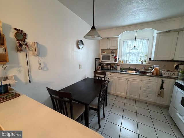 7702 BRADFORD ST, Philadelphia, PA 19152