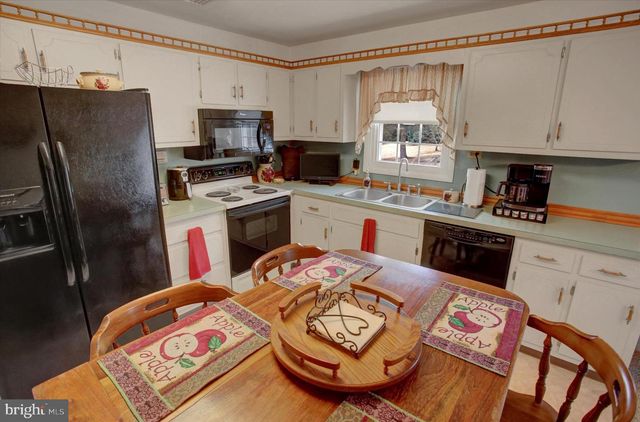 600 SHIPPENSBURG RD, Shippensburg, PA 17257